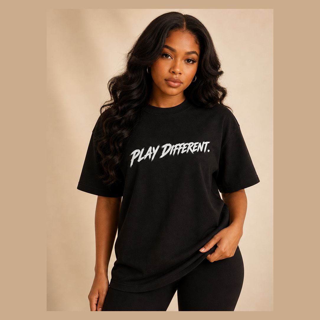 HESY tee-playdiff - model front